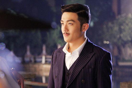 许幻山的扮演者是谁（继王凯之后，许幻山的饰演者李泽锋也被封为“剧抛脸”）