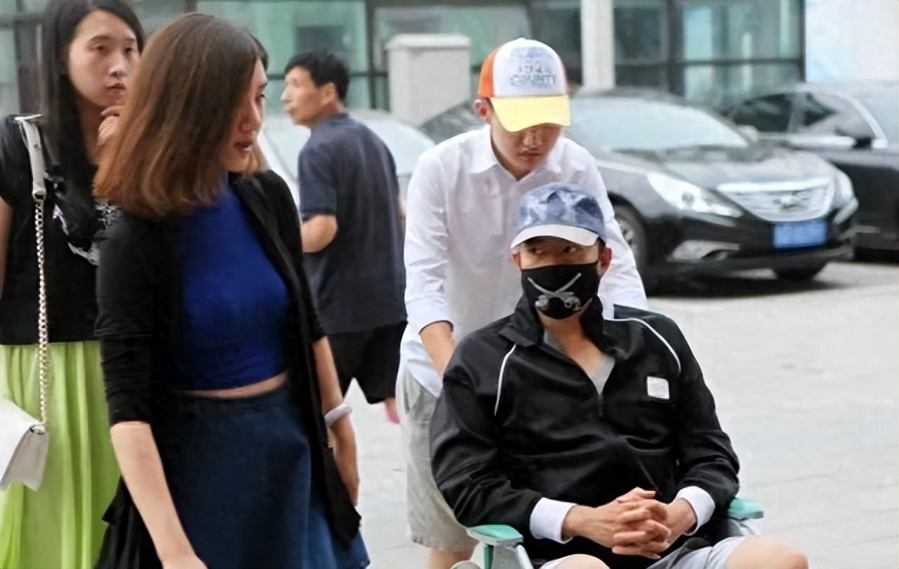 演员阿斯茹个人资料，嫁给瘫痪的谷智鑫，结婚9年生两子