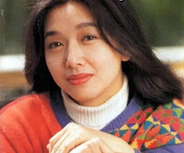 演员江珊个人资料：与高曙光从前夫变朋友，54岁再婚获幸福