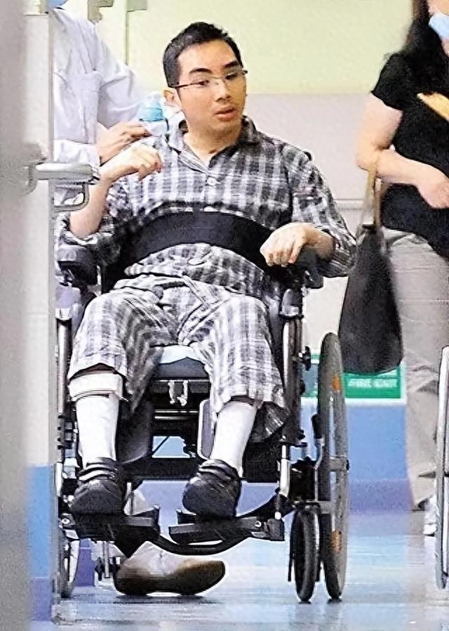 演员黎姿个人资料:嫁残疾丈夫生3个女儿,如今她还好吗?