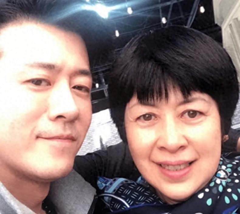 演员林雨申个人资料：母亲是制作人，娶导演杨雨辰，低调幸福13年