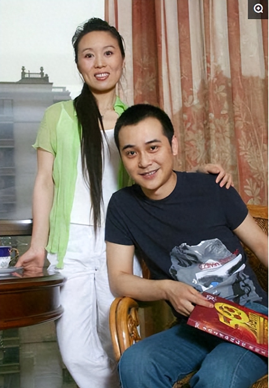 演员吴琼个人资料：我这辈子最正确的决定，就是和大11岁的婆婆处成姐妹