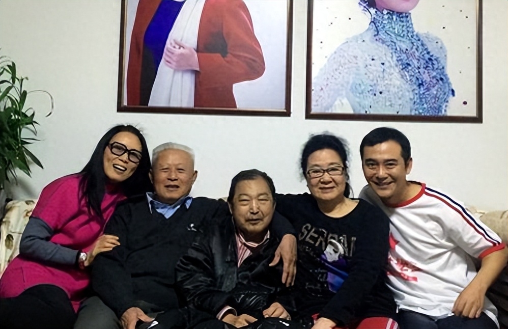 演员吴琼个人资料：我这辈子最正确的决定，就是和大11岁的婆婆处成姐妹