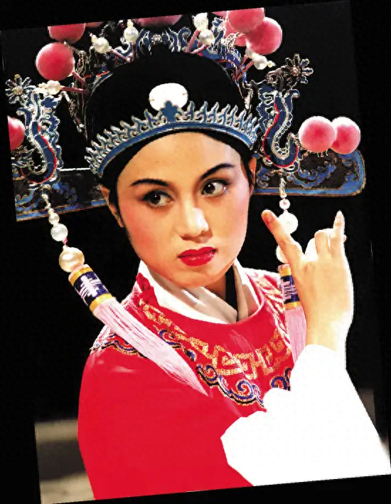 演员吴琼个人资料：我这辈子最正确的决定，就是和大11岁的婆婆处成姐妹