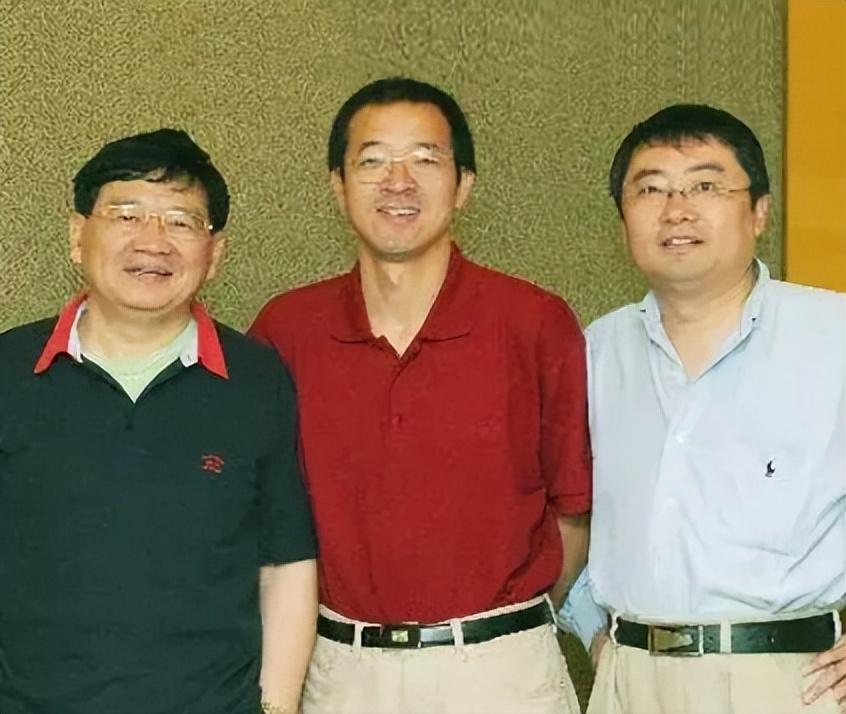 俞敏洪老婆是谁(“凤凰男”俞敏洪:婚前卑微婚后弱势,岳父是我做人的榜样)