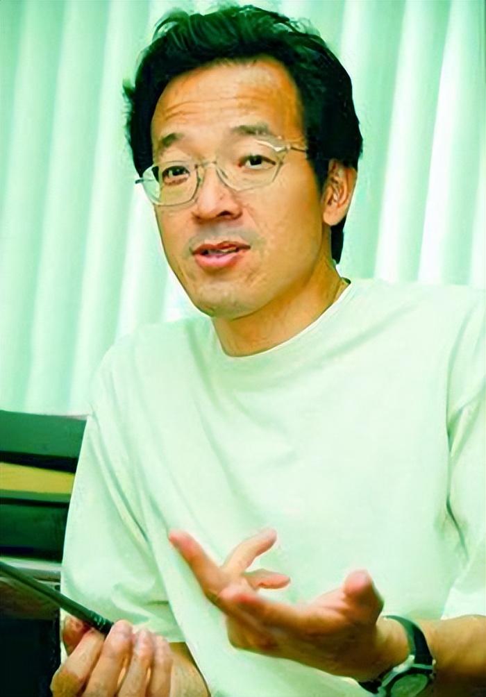 俞敏洪老婆是谁(“凤凰男”俞敏洪:婚前卑微婚后弱势,岳父是我做人的榜样)