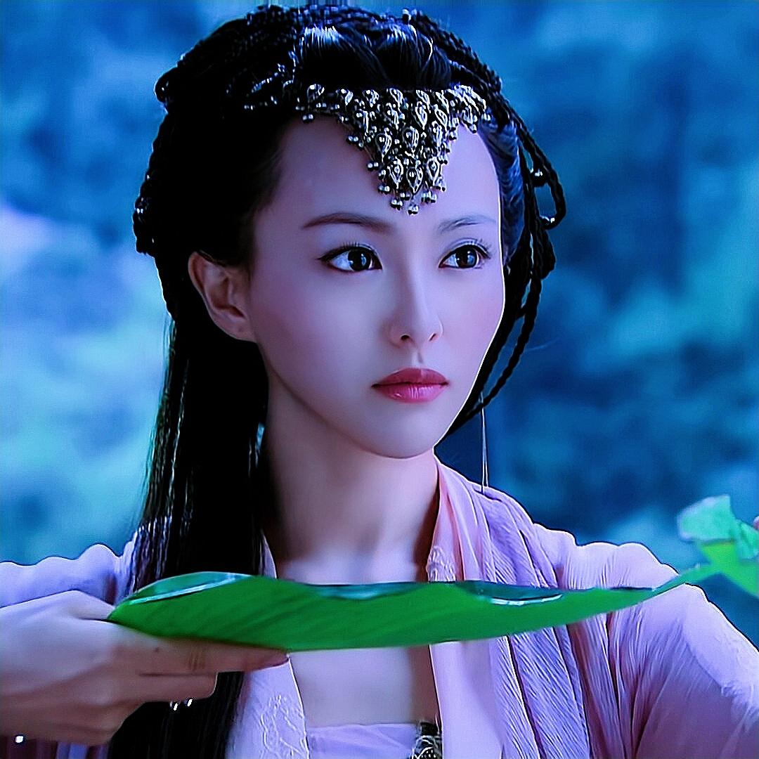 紫萱是谁演的(唐嫣的紫萱,让不少观众第一眼惊为天人)