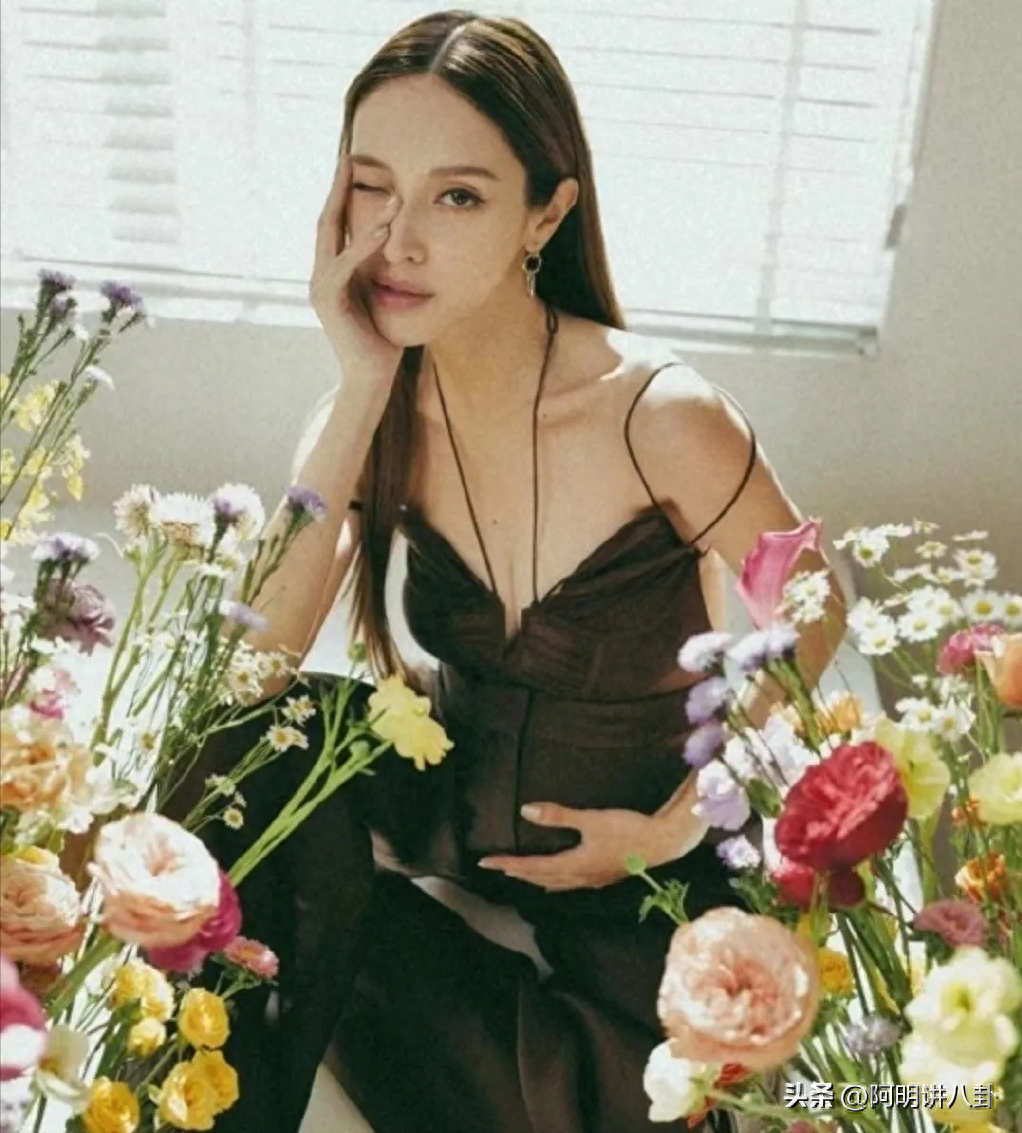 “最美港姐”陈凯琳个人资料：身材丰满，混血颜值美如娇花，太让人沉迷了吧